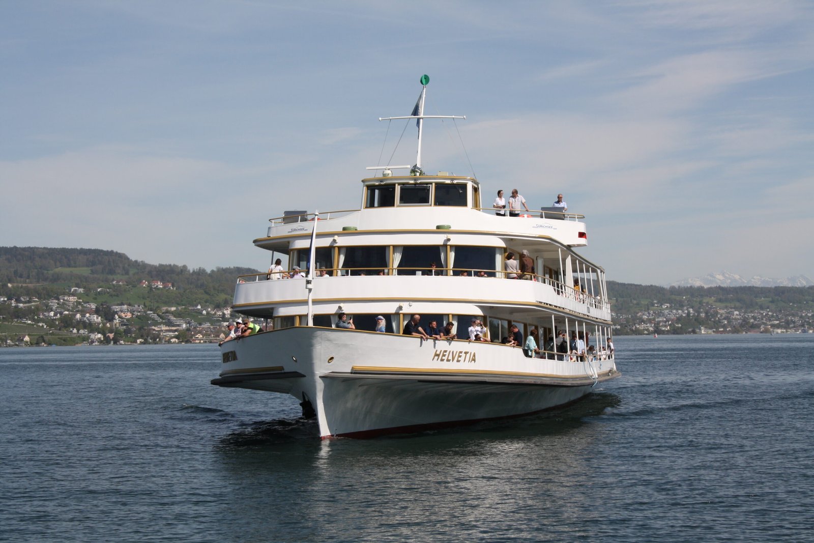 Boat Cruise Lake Zürich