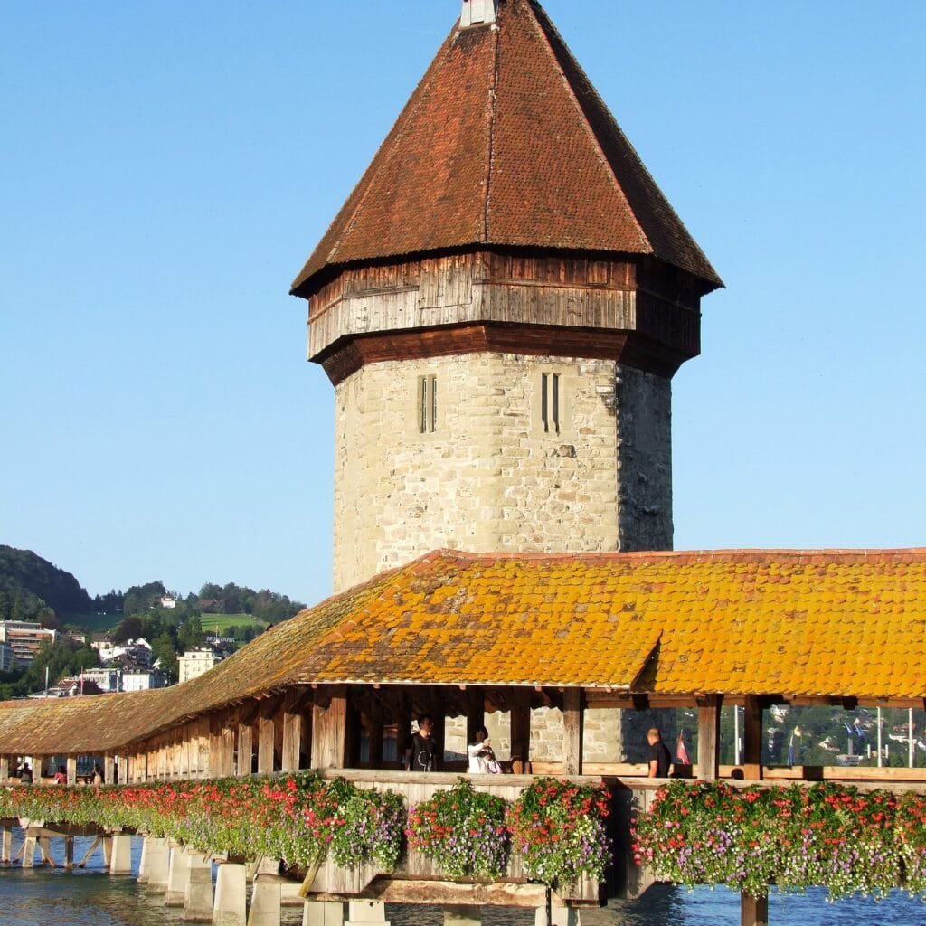Chapel bridge lucerne (3)
